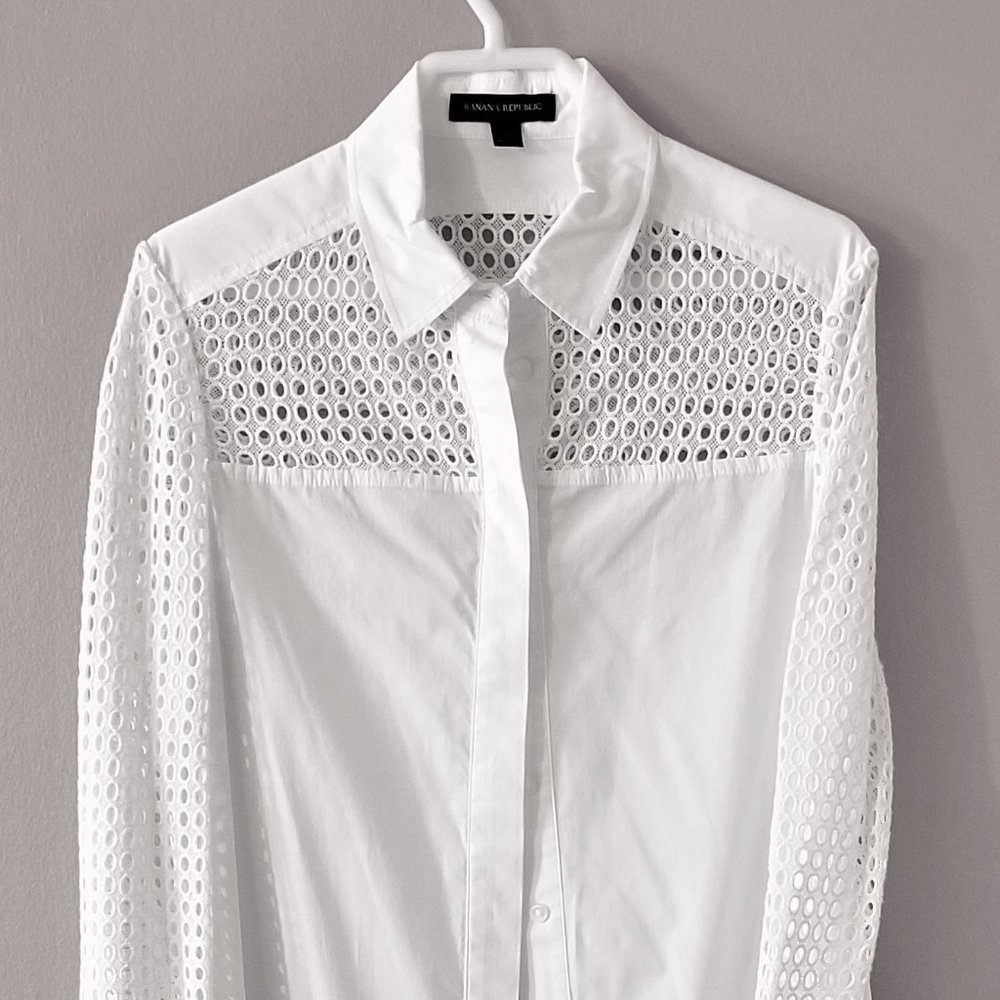 Banana Republic Eyelet shirt, white, size 6